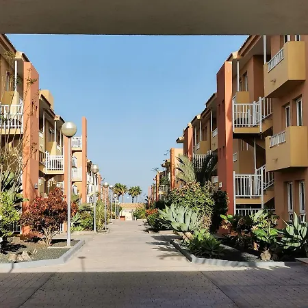 Apartment Tropical Fuerteventura With A Sunny Terrace And Fast Wifi Corralejo