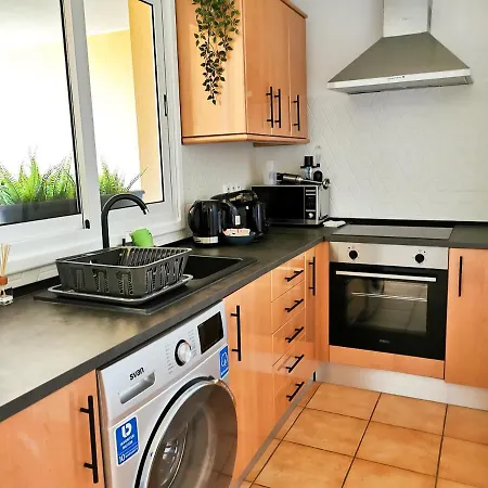 Apartment Tropical Fuerteventura With A Sunny Terrace And Fast Wifi Corralejo